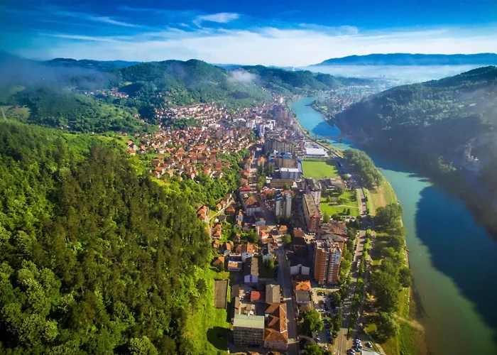 Aleksandar Premium شقة